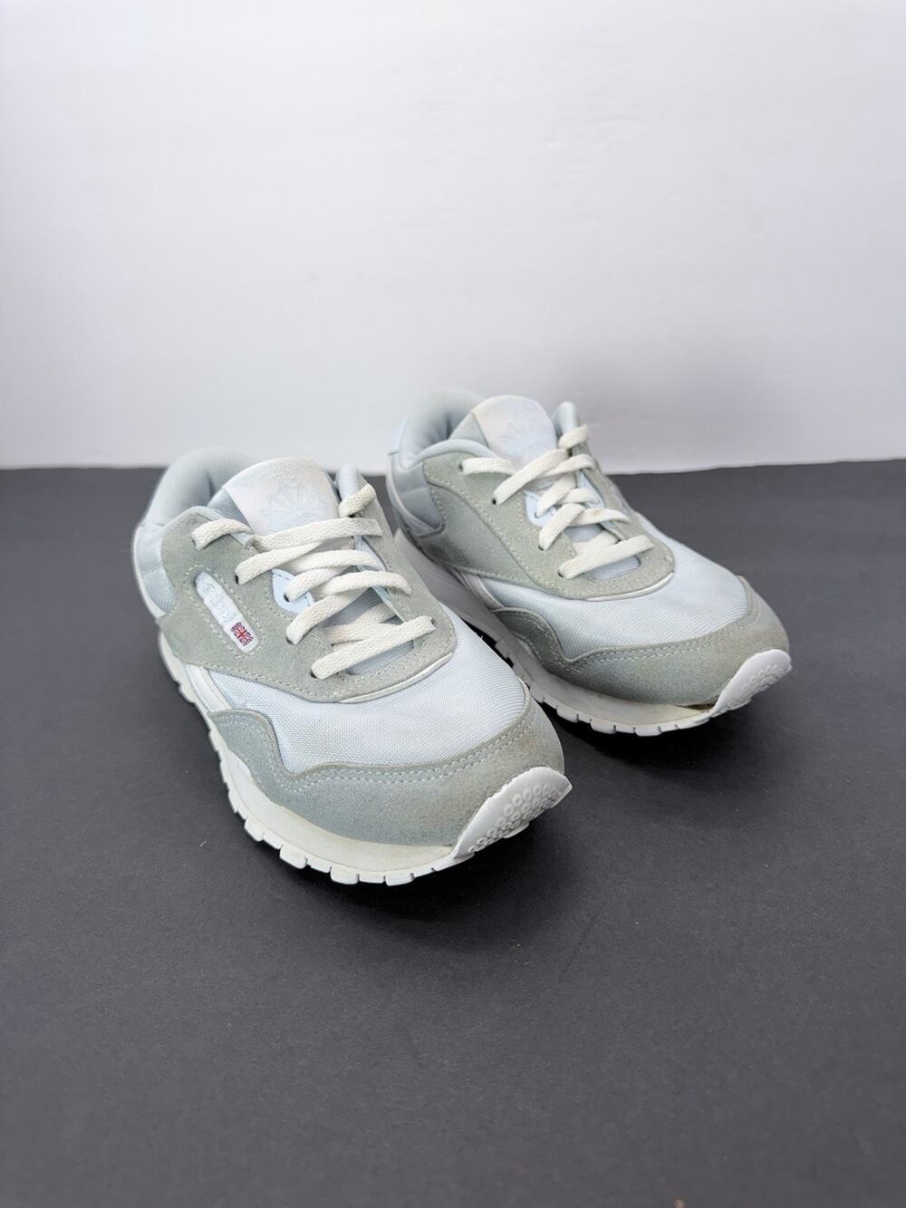 Reebok Classic Nylon Kids Sneakers Size 1 Youth Grey White Ice Blue Shoes